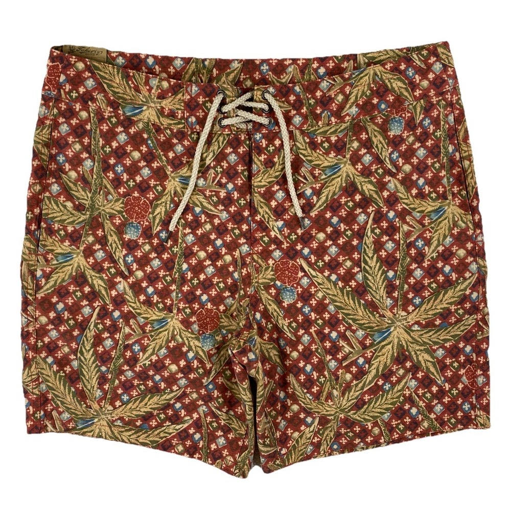 Faherty Classic Board Shorts Men's Size 33 Red Palm Batik 7" Inseam Brand New‎